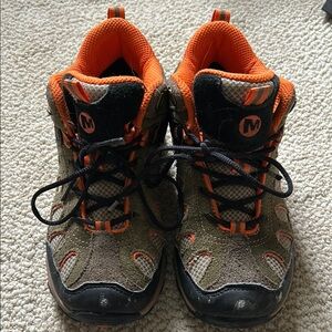Merrell Kids Waterproof Hiking Shoes, size 3